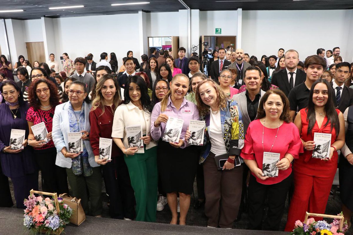 mujeresgobmx's tweet photo. Desde Puebla, la subsecretaria @GomezSaracibar encabeza la Conferencia para juventudes: Procesos participativos para la construcción comunitaria del #PIPASEVM.
Encuentro donde jóvenes dialogaron sobre sus problemáticas y propusieron soluciones para erradicar violencias. https://t.co/v43yatPbPx