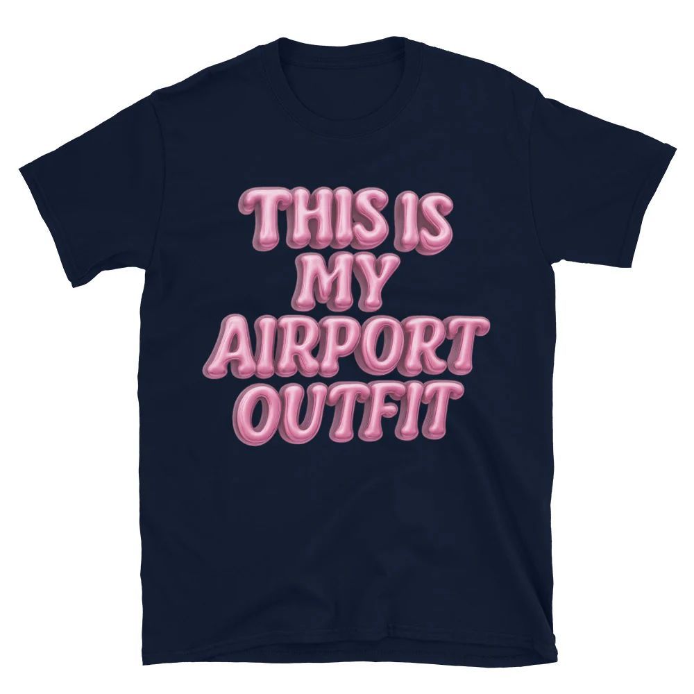 thedrunkonion's tweet image. Clear skies and clearer wardrobe decisions. ✈️ 
🔗 bit.ly/3T1drRa 
#AirportFitCheck #JetSetStyle #TravelLook