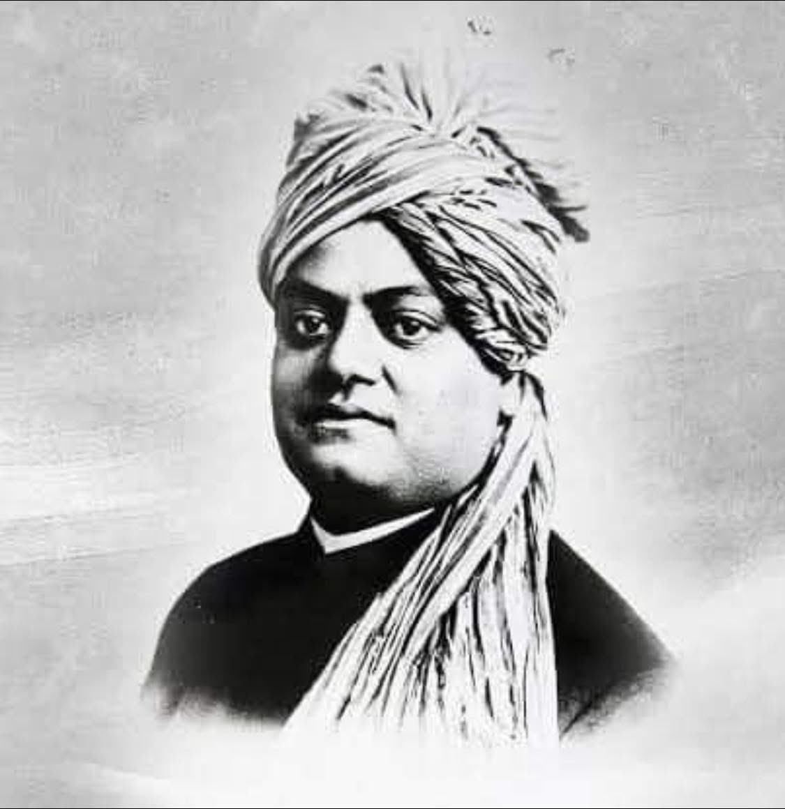 He transformed the world for #Hindus and attained Nirvana at just 39.

Tributes to the great cyclonic monk, #SwamiVivekananda, who awakened courage and pride in millions of Hindus and showcased the glory of Hindu Dharma to the world. #SmruthiDiwas