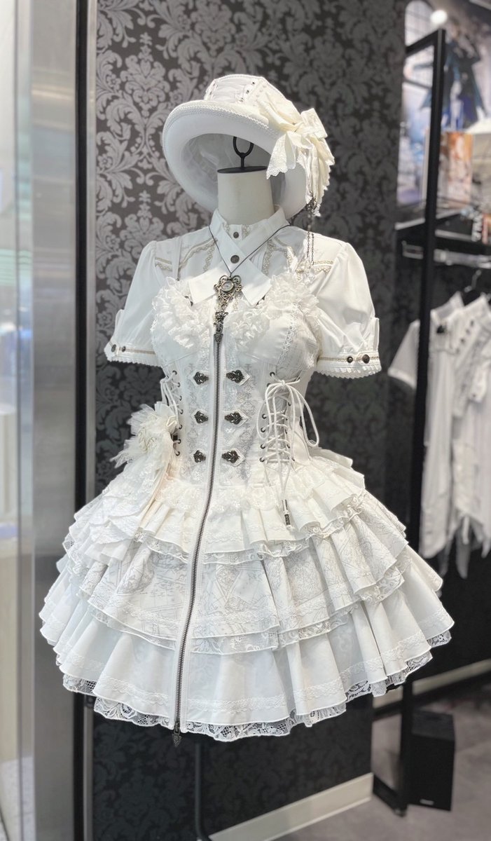 皆様こんにちは❣️ 名古屋店です(⁎ᴗ͈ˬᴗ͈⁎)🎶 #oneste 🫧🥀Pirates