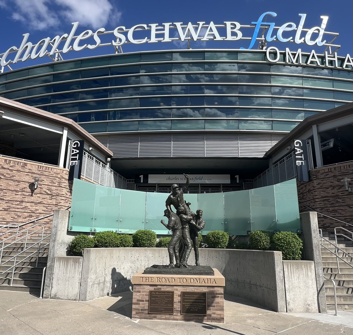 Excited and thankful to be in Omaha with Team Oklahoma for the Stinger High School Baseball National Championship. Can’t wait to get started tomorrow morning - great team, great coaches, and an outstanding event! <a href="/NatChampSeries/">NattyChampSeries</a> <a href="/TeamOKBaseball/">Sam Hayden</a>
