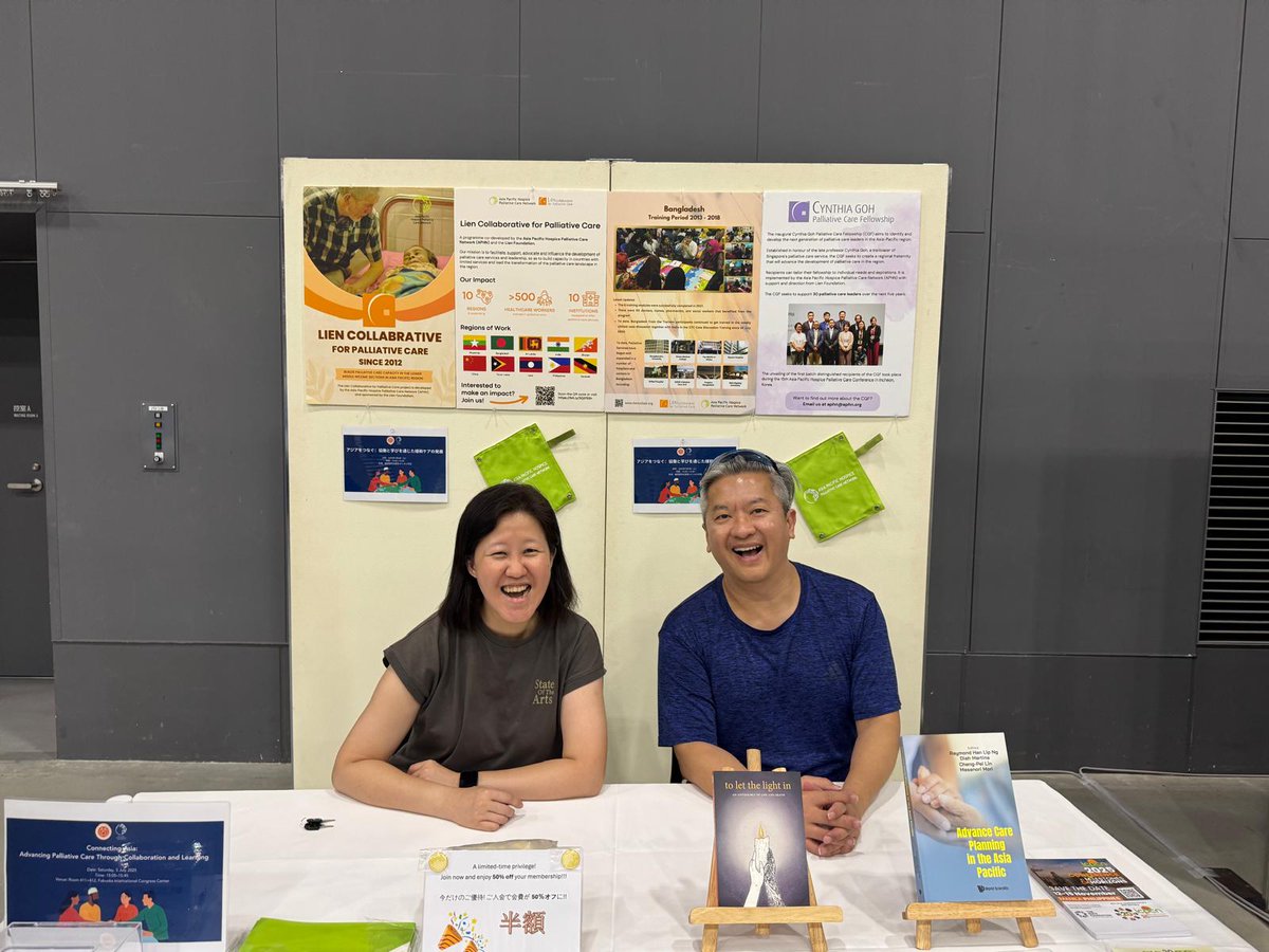 aphnofficial's tweet image. Our team worked hard yesterday to set up the @aphnofficial booth at the 30th Congress of the Japanese Society for Palliative Medicine in Fukuoka, Japan 🇯🇵

Come say hi today and tomorrow if you are at the conference!👋
#JSPM #PalliativeCare #AsiaPacific #APHN