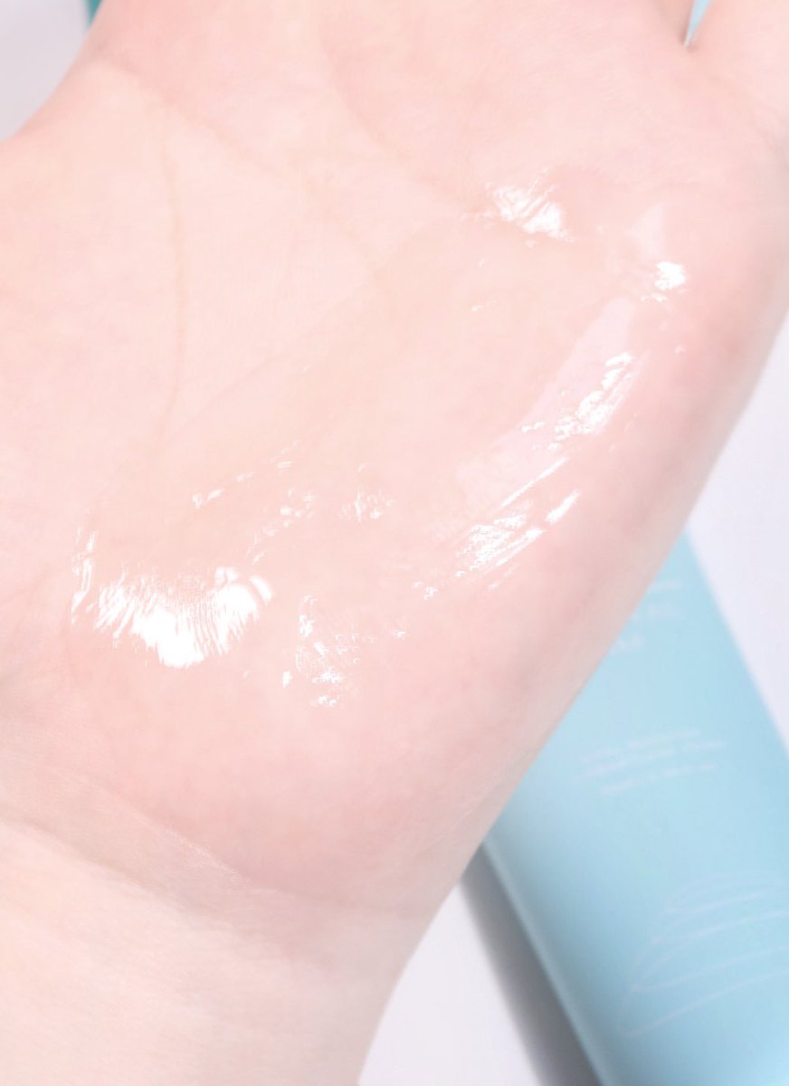 #광고 #RT이벤트
RT추첨 3분께 리얼베리어 워터리 히알 크림 
기획세트를 드려요💧

바르는 순간 수분감이 느껴지는 
워터리 히알 크림!🩵

쫀쫀하면서 부드러운 발림성으로 촉촉하고 
산뜻하게 마무리돼 데일리 수분크림으로 
사용해주기 좋았어요✨

(7/11 당첨자 추첨)