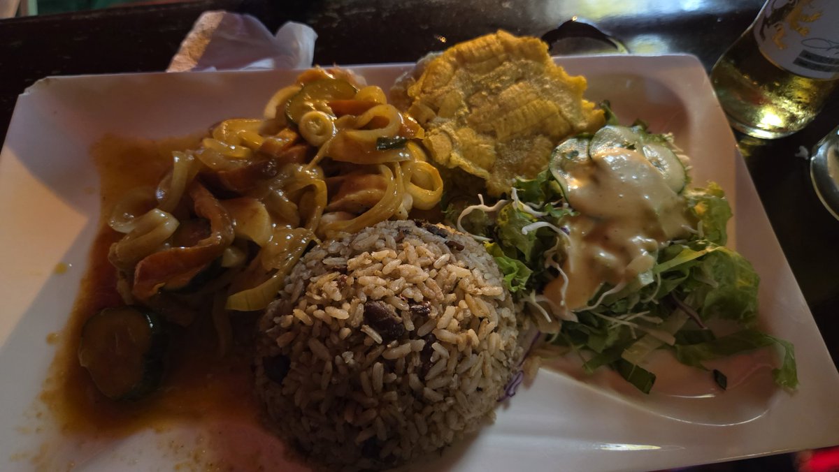 Cuando vengan a Puerto Viejo, no se priven de venir a Tamara, que comida más deliciosa!