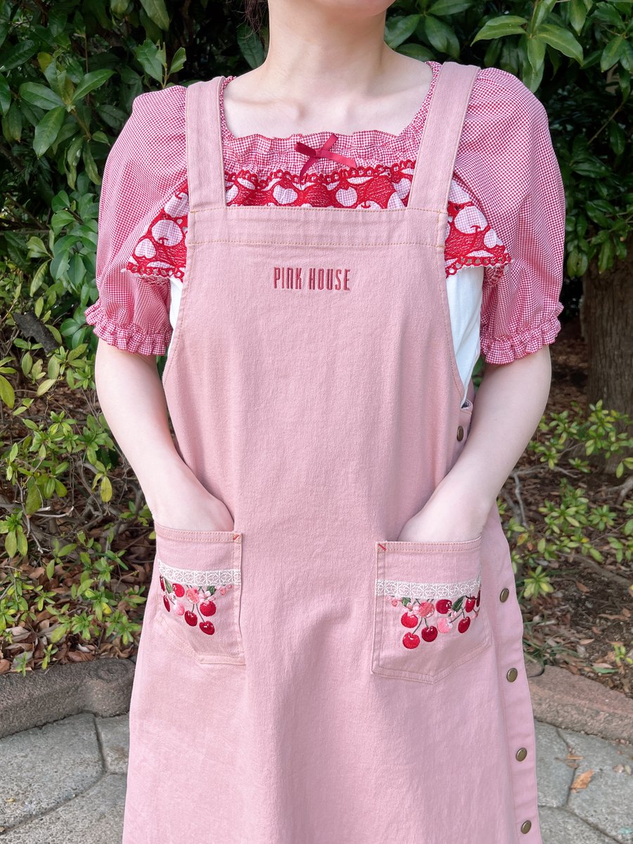 新品未使用【レア】PINK HOUSE ピンクハウス デニムサロペット エプロン 中古・古着通販】PINK HOUSE (ピンクハウス) デニムワッペンサロペット
