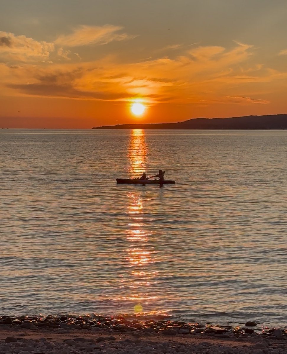glennrstevens's tweet image. Little Traverse Bay sunset cruise.
@PetoskeyArea @PureMichigan