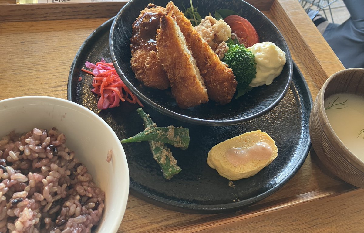 しごできになりたいおふとん。 (@akina_solitude) on Twitter photo 