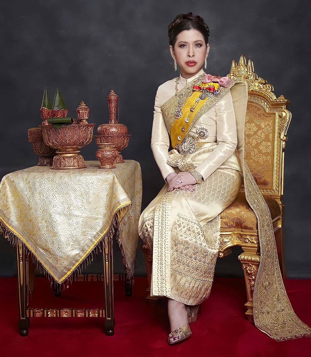xzytecool's tweet photo. ๔ กรกฎาคม ๒๕๖๘
เนื่องในโอกาสวันคล้ายวันประสูติ สมเด็จเจ้าฟ้า ฯ ��รมพระศรีสวางควัฒน วรขัตติยราชนารี ✨
 
“ #ทรงพระเจริญ ”🙏🏻✨🎗️
 
ควรมิควรแล้วแต่จะโปรดเกล้าโปรดกระหม่อม
ข้าพระพุทธเจ้า 🇹🇭❤️ https://t.co/q4scQa27R1