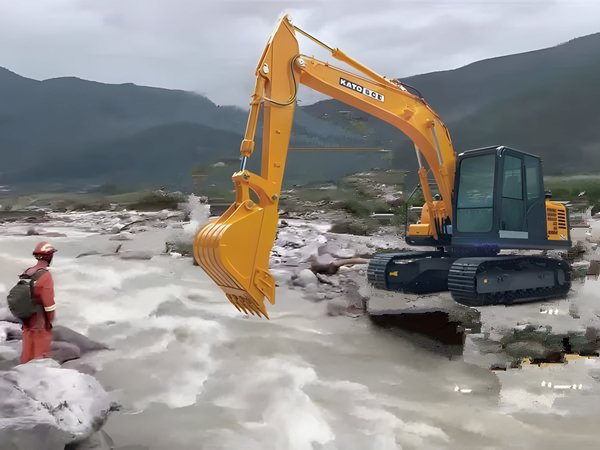 EvangelChina's tweet photo. 🌧️ Heavy rain = high risk for excavator operators!
⚠️ Check ground firmness
⚠️ Avoid landslides
⚠️ Park on higher ground
⚠️ Protect hydraulic & battery systems
Stay dry, stay safe! 💪🚧
#ExcavatorTips #RainySeason #ConstructionSafety #HeavyRain #OperatorTips #MachineryCare https://t.co/UtGKC19Uzk