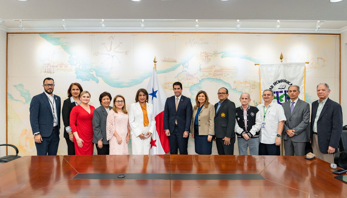 UTP Panamá (@utppanama) on Twitter photo La UTP presentó su anteproyecto para dormitorios universitarios al ministro para Asuntos del Canal y secretario de Metas de la Presidencia de la República, Ing. José Ramón Icaza,...⤵️
#utppanama <a href="/canaldepanama/">Canal de Panamá</a> La UTP presentó su anteproyecto para dormitorios universitarios al ministro para Asuntos del Canal y secretario de Metas de la Presidencia de la República, Ing. José Ramón Icaza,...⤵️
#utppanama <a href="/canaldepanama/">Canal de Panamá</a>