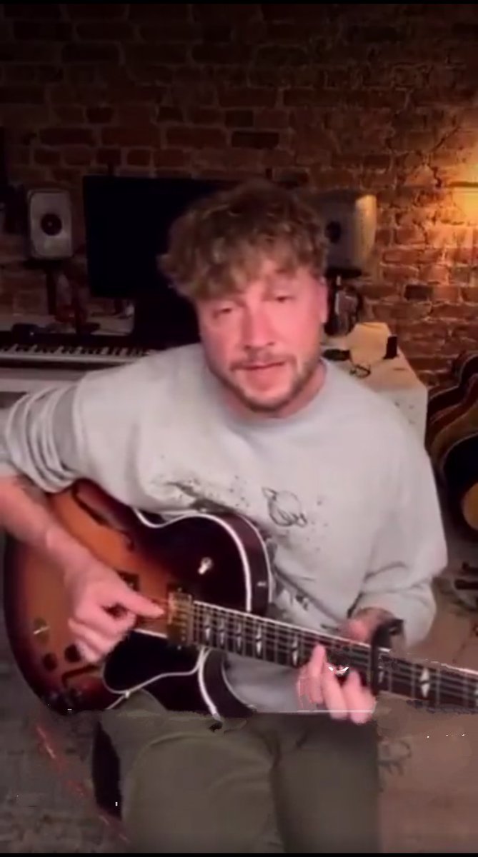 Brenda *Talon* Schilling (@brendaschilli12) on Twitter photo 🎸Samu Haber 🎸
<a href="/_Samuhaber20/">Samu Haber</a>
Samu is a Finish singer-song writer.
and one talented guy.
🎊 Dancefloor 🎊
music.youtube.com/watch?v=WEqHDW…
📸: Samu Haber 🎸Samu Haber 🎸
<a href="/_Samuhaber20/">Samu Haber</a>
Samu is a Finish singer-song writer.
and one talented guy.
🎊 Dancefloor 🎊
music.youtube.com/watch?v=WEqHDW…
📸: Samu Haber