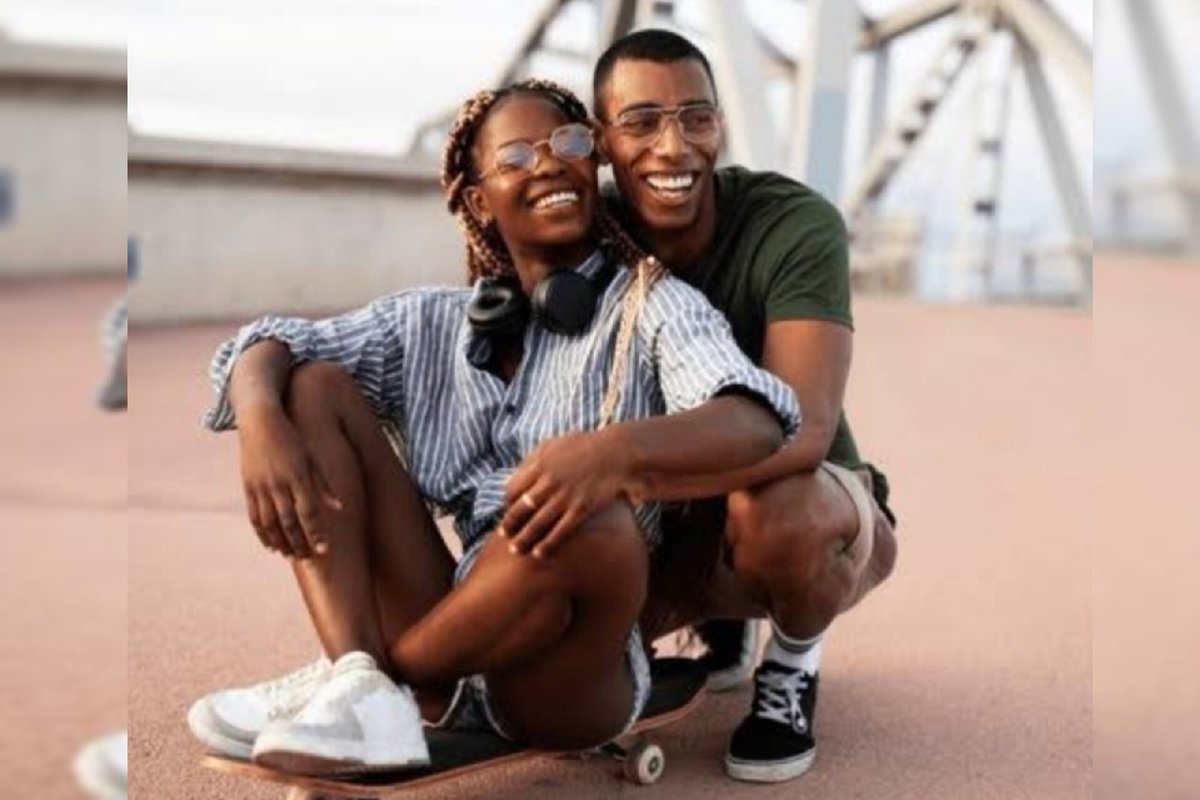 DOES YOUR MOTHER REALLY KNOW THAT YOU'RE MARRIED?
By Derc Powel Okunyo 
Does she even know that you’ve been cohabiting in that campus bedsitter for the past four years...see more 

dercpowelokunyo.blogspot.com/2025/05/does-y…