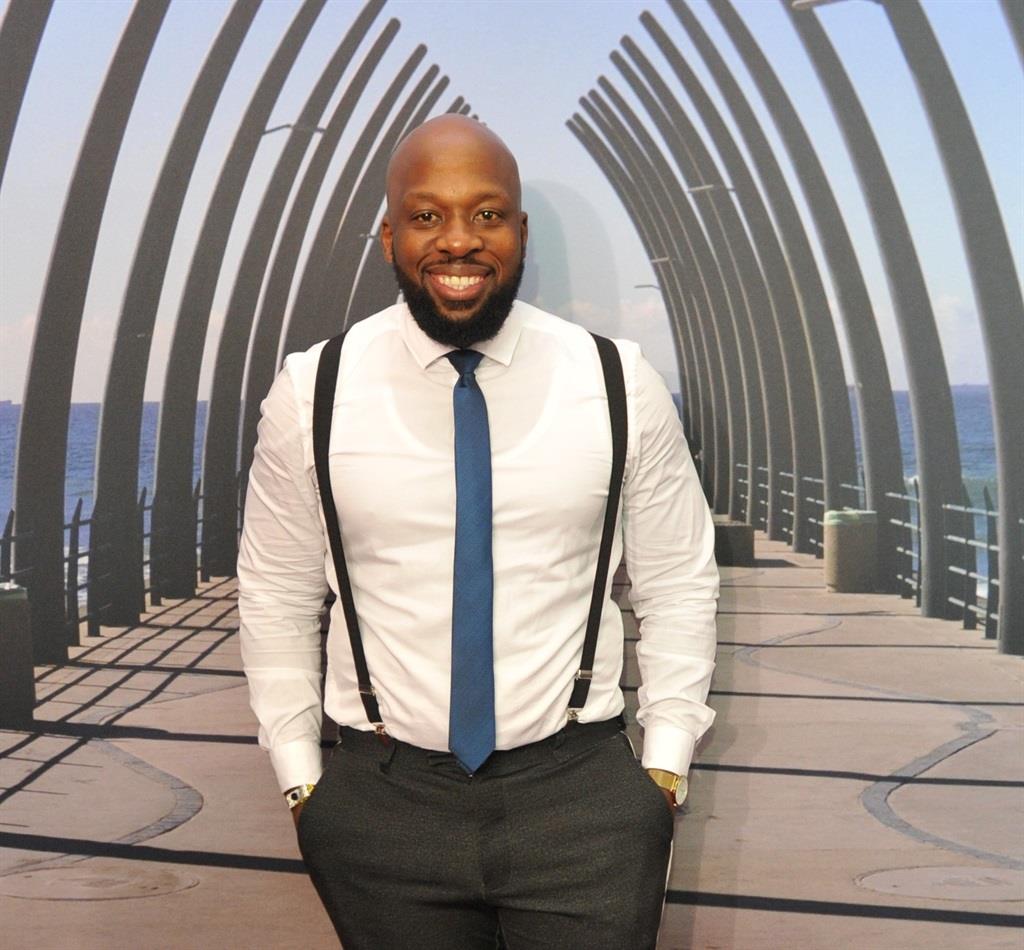 dailysunsa's tweet image. Station swaps drive and breakfast shows' stars!
snl24.com/dailysun/celeb…
#Radio #BreakfastShow