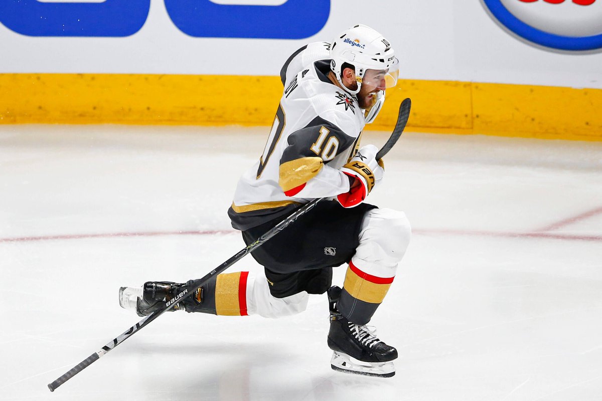 VGK_Outsider_'s tweet image. Lost in all of this Marner hype is Nic Roy's departure. Of course, it was well worth it for Mitch Marner, but nonetheless it must be known what is lost. An excellent depth piece, crucial in our success and a luxury VGK had on the 4th line. Good luck in the 6ix Nic! #VegasBorn