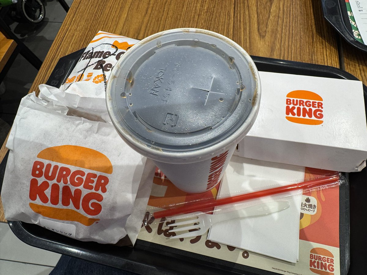 あっきーです。 CITIZEN Attesa AT8185-89E Photovoltaic eco-drive Super titanium