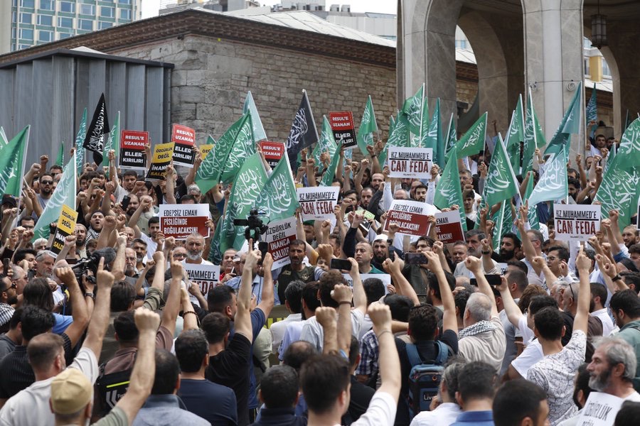 Ruby_yakut's tweet photo. “Sana layık ümmet olmak ne büyük bir şeref…” https://t.co/XMXsQRJFis