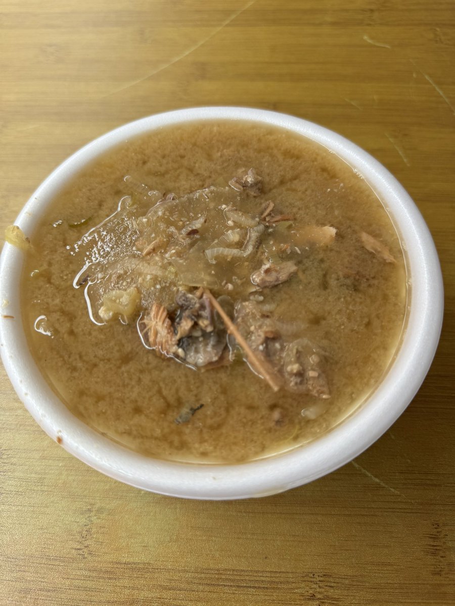 うなさかセンセに教えてもらった番屋汁
身がゴロゴロ入っててめちゃうまでした‼️
お土産買って長岡へ移動中🚗