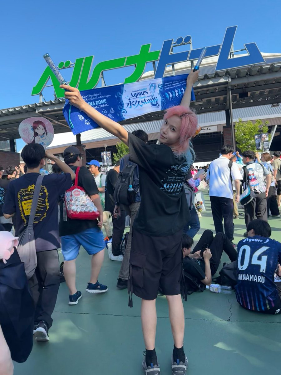 Coser_lige's tweet photo. #aqours #Aqours10周年 #aqours_永久stage https://t.co/KLakWkj1Ss
