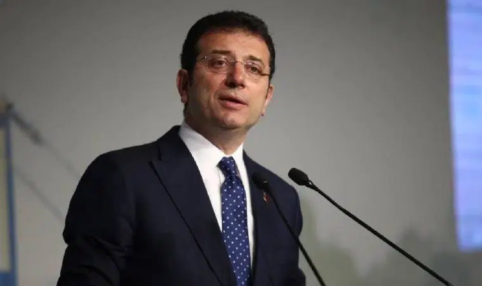 tcbuyuksehIr1's tweet photo. “Ekrem İmamoğlu’nun yeni bir telefonu bulundu, içinden neler neler çıkacak” haberlerinin üzerinden tam 45 gün geçti.

Varlığı zaten saklanmayan telefondan hiçbir şey çıkmadı. İftira medyası, haberlerin devamını getirmedi. https://t.co/bkTdZsyS01