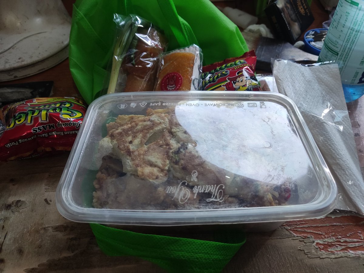 PinkQueen tweet media