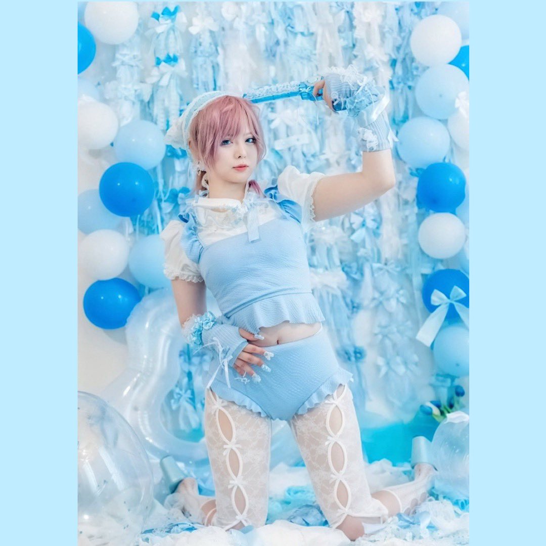 アイドルさんのアー写の美術したいです
こんな世界観作れます