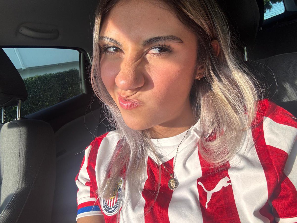 hermosa y aparte chivista? 😍🙏🏻