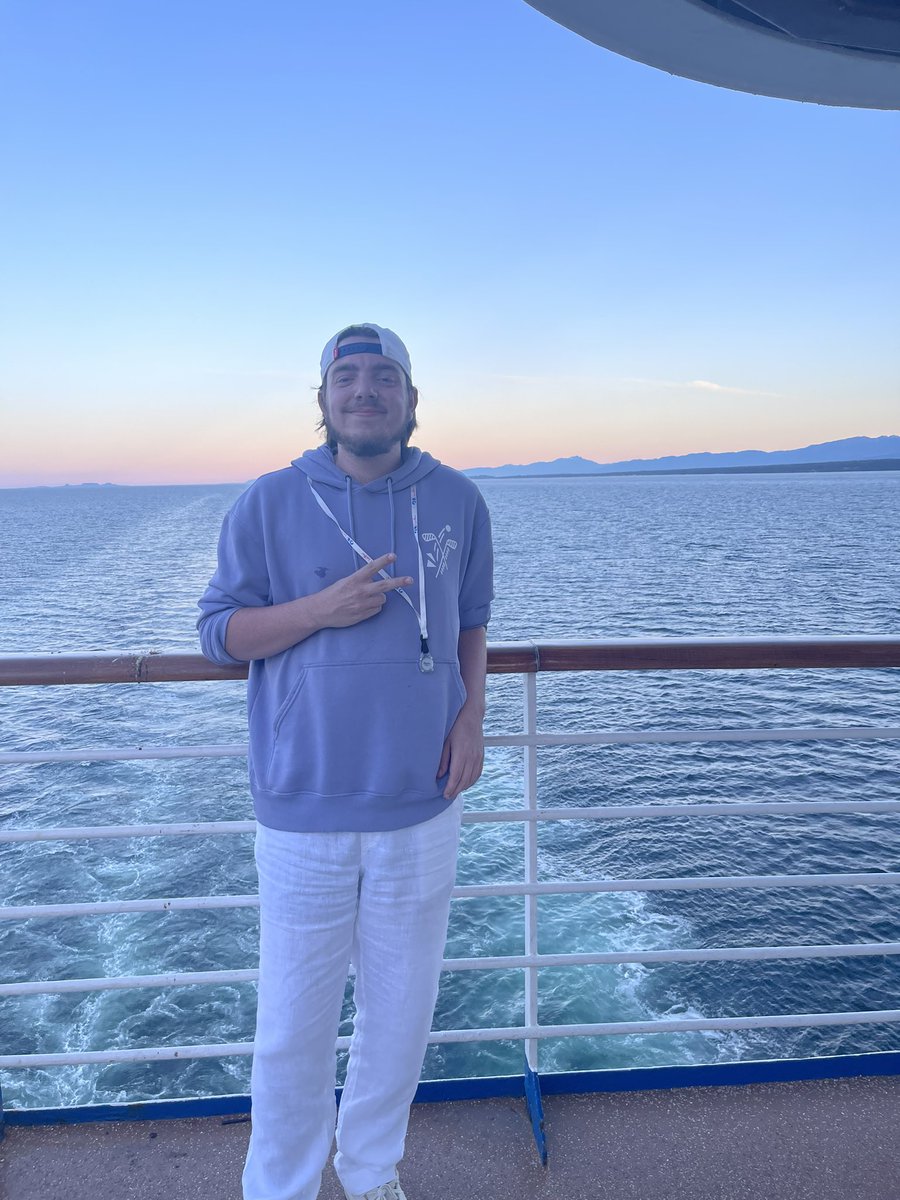 Resignade's tweet image. always wanted to play hijacked irl