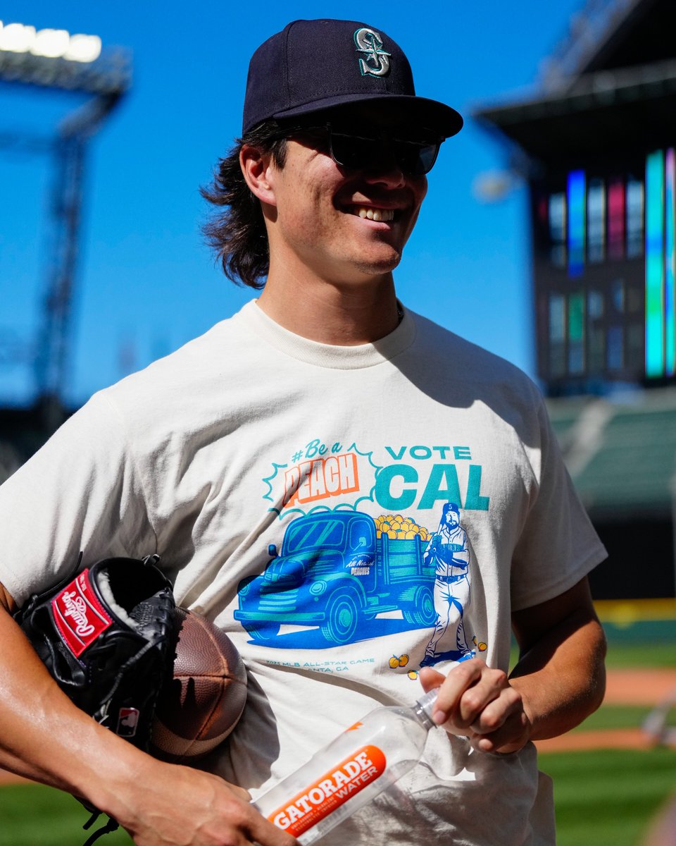 Mariners's tweet photo. They’ve got Cal’s back. Do you?

🍑 https://t.co/Q16mvWt8m4 🍑 https://t.co/zwrSY6Ks8S