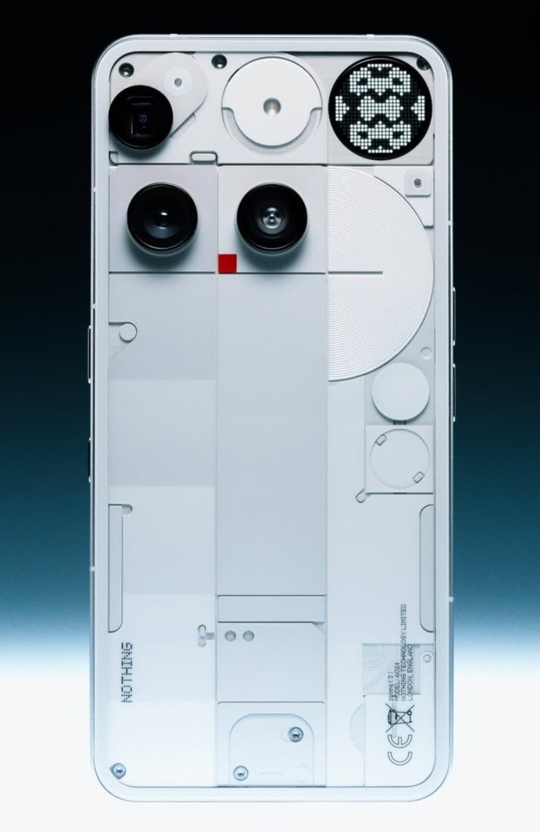 techknight_yt's tweet image. 80K for this design 🤔  A phone that looks like it was built in a school lab... and still costs ₹80,000 😅
Snapdragon 8s Gen 4 in a &quot;flagship&quot;? 
#NothingPhone3 #TechRoast #Snapdragon8sGen4 #OverpricedPhones #WeirdPhoneDesign #FlagshipOrNot #TechReel #FunnyTechReview #IndianTech