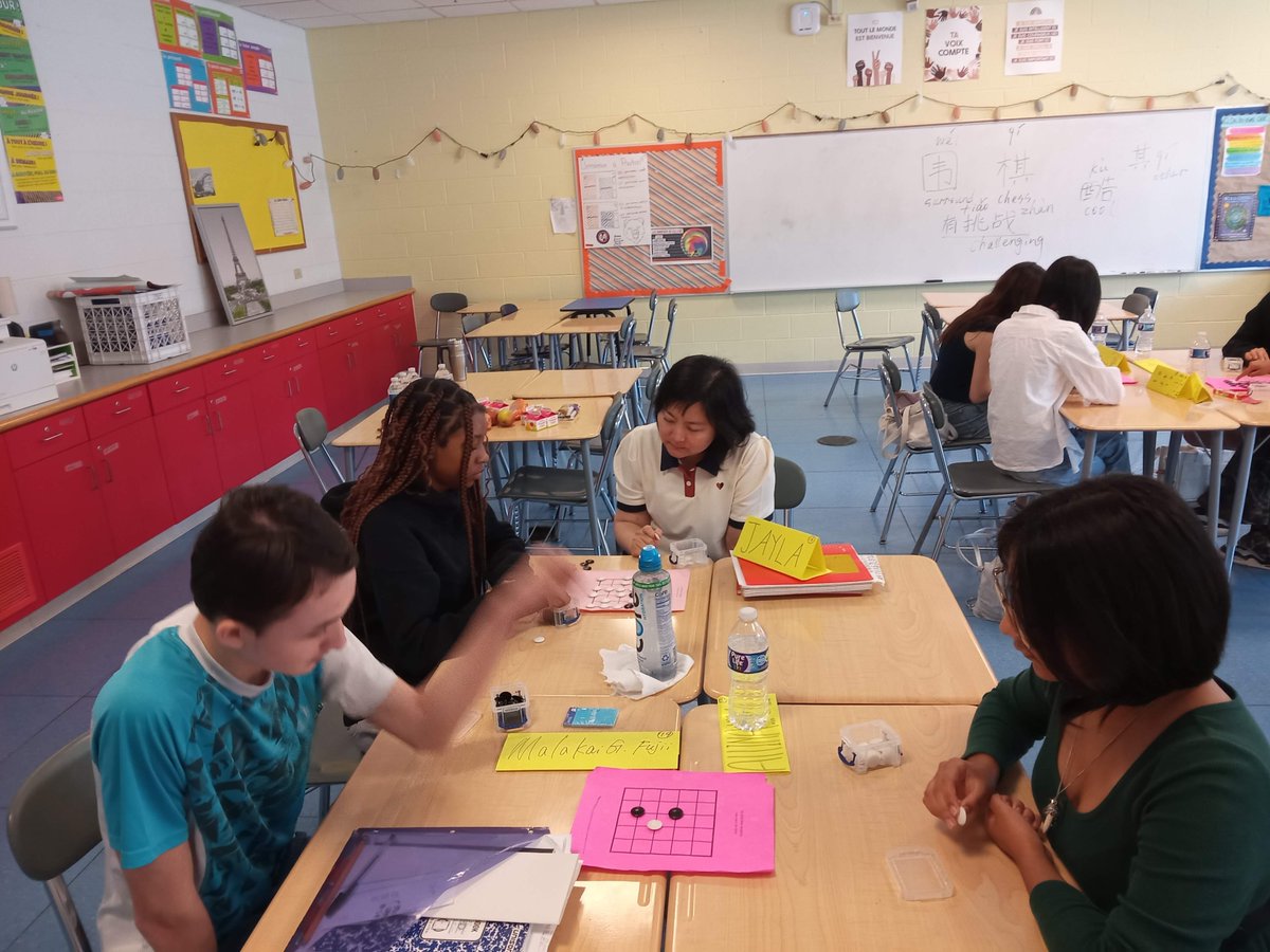 goandmath's tweet image. We taught Chicago Public School STARTALK students the game of Go. This ancient board game sparked curiosity, decision-making, strategic thinking, cultural connection, and even math! One student had learned Go at a school we visited 4 months ago — so nice to see you again!