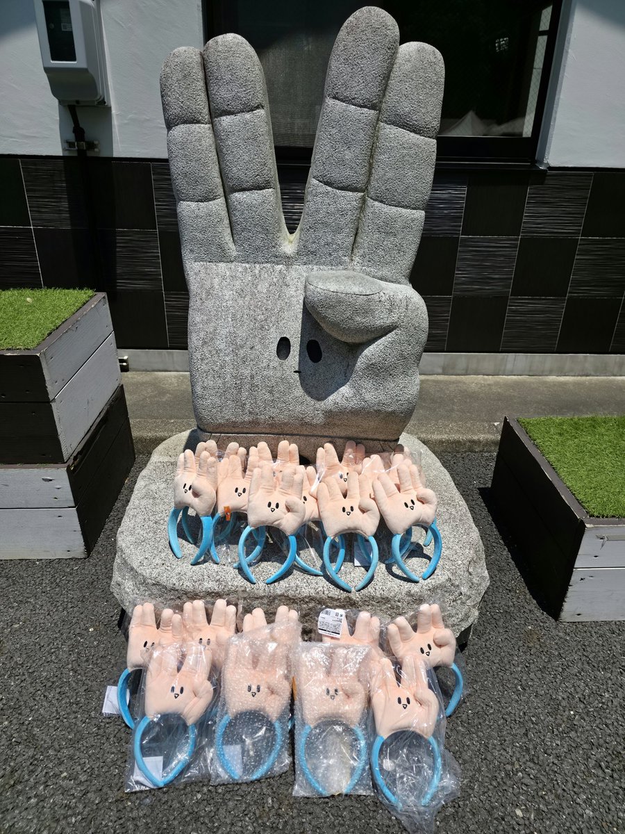 【グスル さま】* vintage  ❀ * 水色カチューシャの女の子 クロス カチューシャ - অনুসন্ধান / X