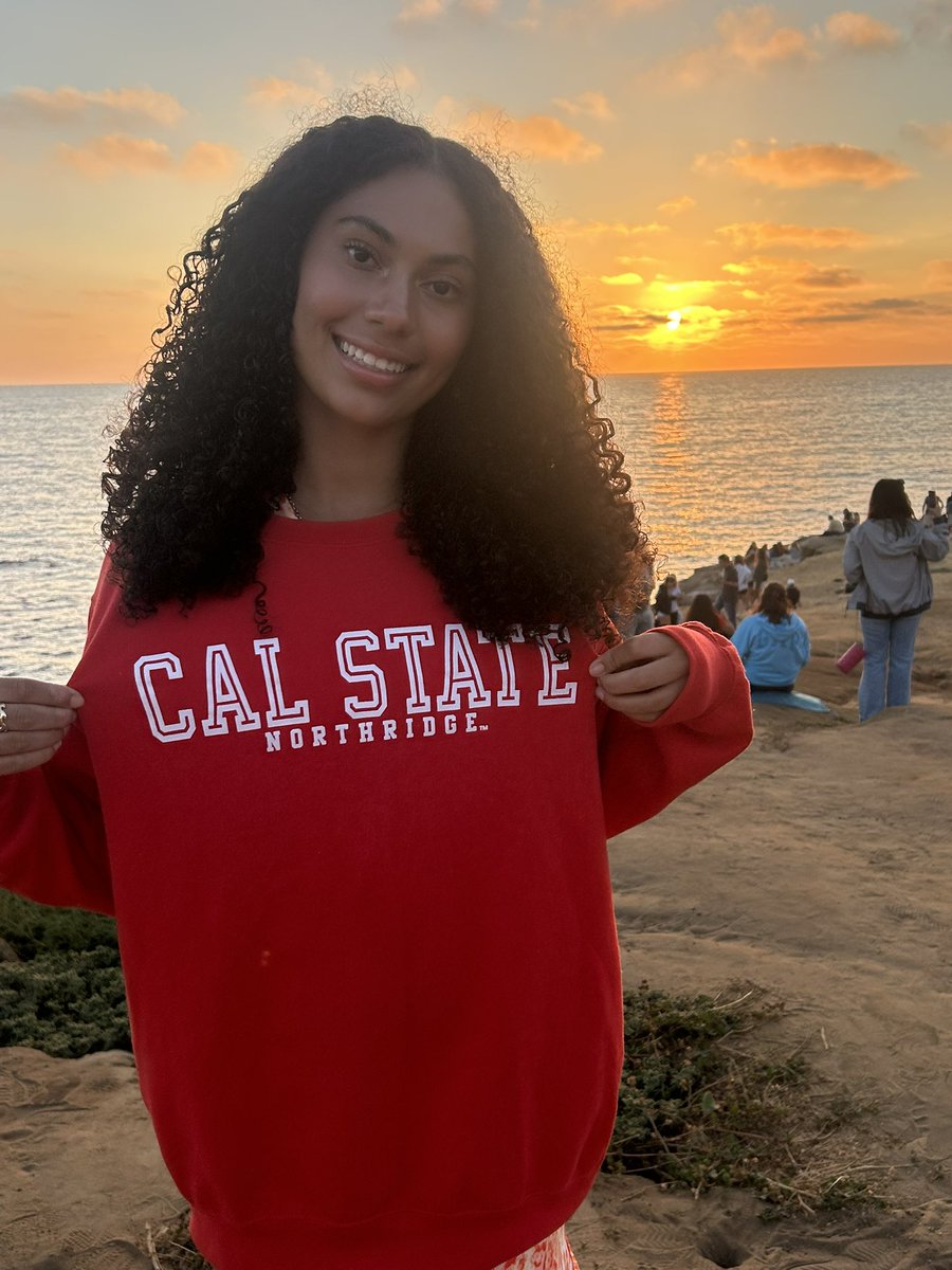 AmayaJ2026's tweet photo. Last nationals in San Diego didn’t go how we wanted, but we always make time for bonding and spending quality time with teammates, current and future! 

Looking forward to Senior year, u18/u19 season and prepping for college! 

#ecnl #d1commits @ImCollegeSoccer @ImYouthSoccer https://t.co/1hrNwlMkfz