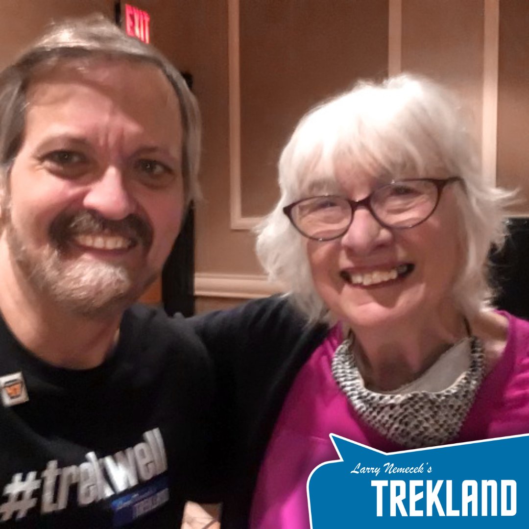 larrynemecek's tweet photo. Happy memorial birthday Monday to the great #JeriTaylor, the last #StarTrek showrunner of #TNG &amp; co-creator/co-showrunner of #Voyager. A female TV pioneer of the 90s, to boot — here finally back on the #STLV stage in 2021 for the #VGR doc.

#drtrek #trekland #larrynemecek https://t.co/jgTHQR7XWl