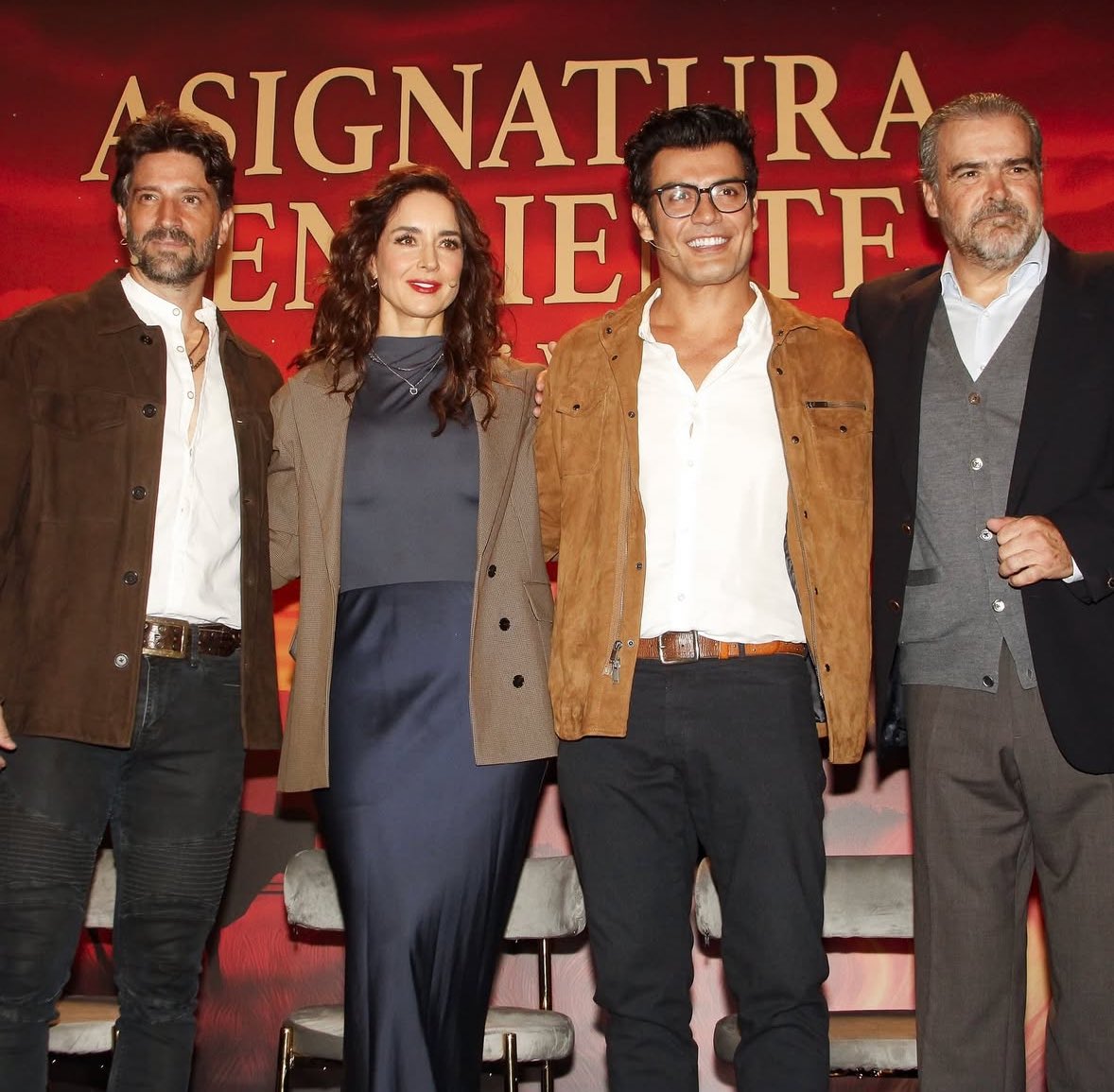 📰| Novidade!!!

Susana González será a protagonista da nova novela de Carlos Moreno, Asignatura Pendiente, ao lado de David Chocarro e Andrés Palacios.