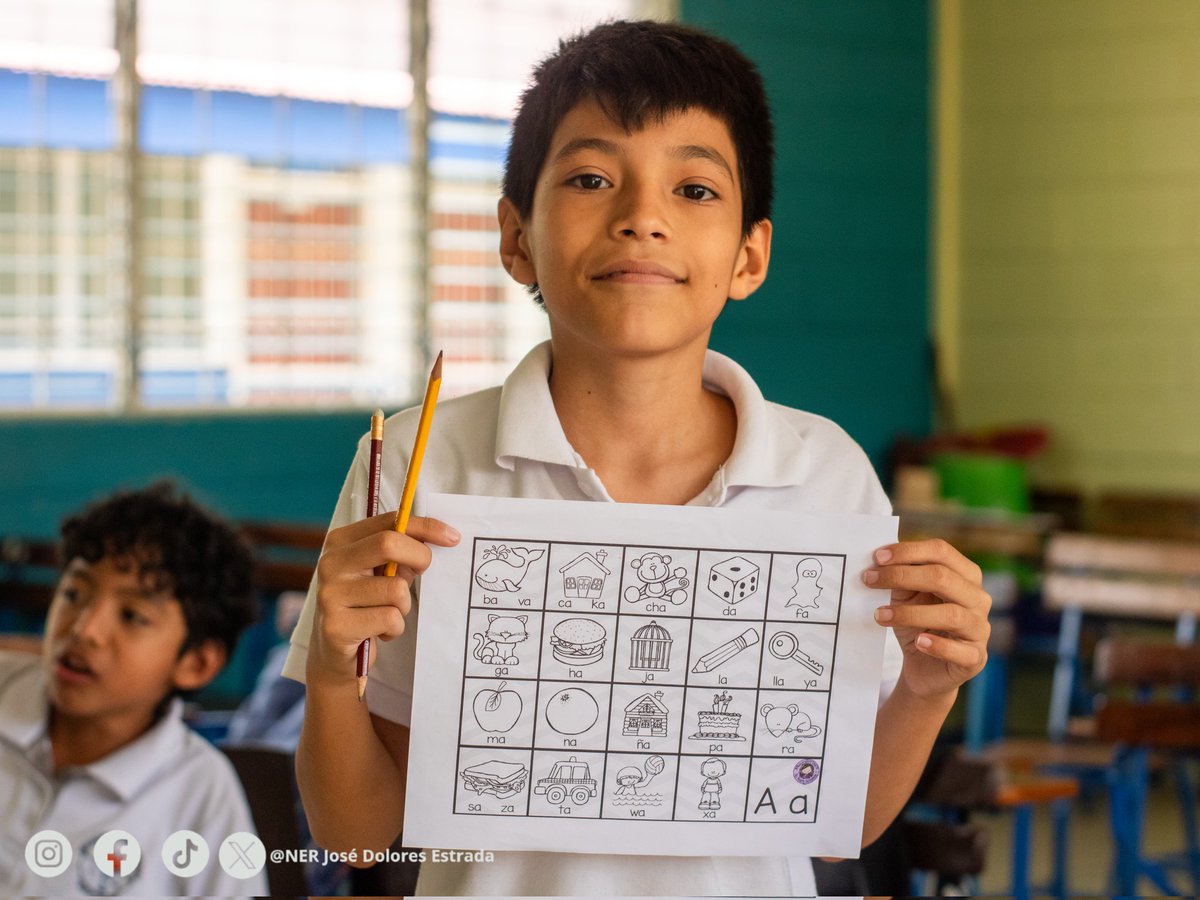 Reforzamiento Escolar en Acción

En el Centro Escolar José Dolores Estrada, acompañamos el aprendizaje de nuestros protagonistas a través de jornadas de reforzamiento escolar, con el objetivo de nivelar conocimientos y fortalecer cada una de sus habilidades académicas. 🙌