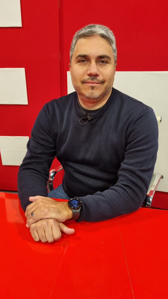 .<a href="/sebavidal18/">SEBASTIAN VIDAL</a>: "El vídeo del Tren a las Nubes se registró el sábado. Fue un fin de semana épico, en Salta había sol. Los primeros informes de tormenta de nieve llegaron con el 70% de los tickets vendidos. Nosotros cuidamos la seguridad, nos autorizaron y recién salimos".