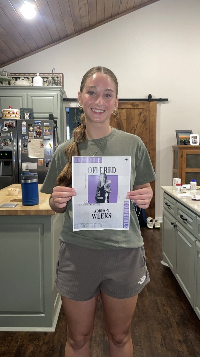 Addison Weeks tweet media