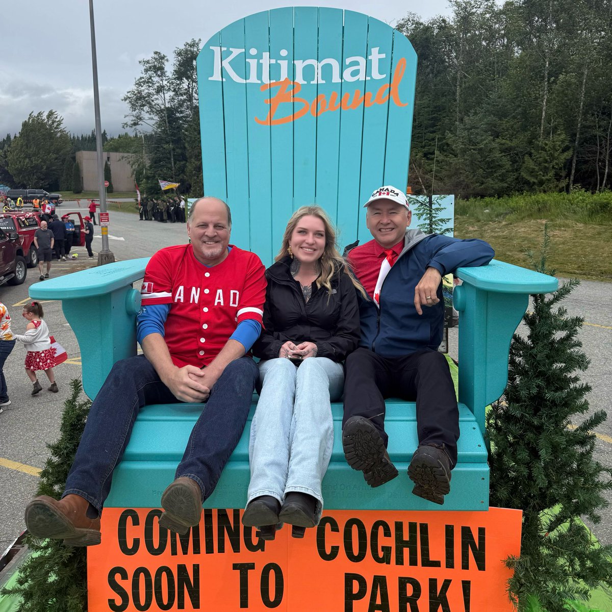 ClaireRattee's tweet image. 🇨🇦 Happy Canada Day!
It was an absolute blast being in the parade with Mayor Phil Germuth—even if we did get a little soaked thanks to some enthusiastic water gun sharpshooters!
Grateful to be part of such a fun, proud, and spirited community. Hope everyone is having a safe…