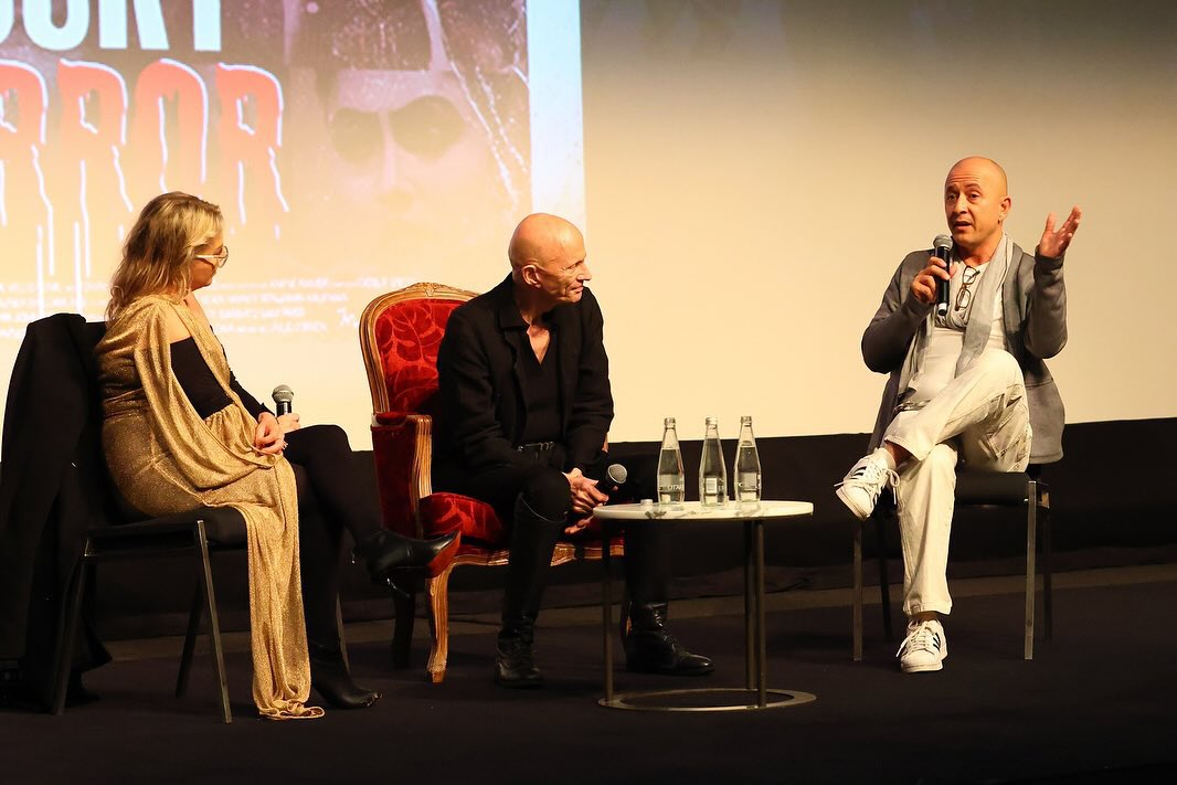WorldOfWonder's tweet image. Now slaying in Auckland, NZ! 👠🇳🇿

Strange Journey: The Story of Rocky Horror opened @docedge with Linus O’Brien and his father, Rocky Horror writer Richard O’Brien, in convo with Margot Station

Produced &amp;amp; directed by Linus O’Brien, Executive Produced by @fbailey &amp;amp; @RandyBarbato