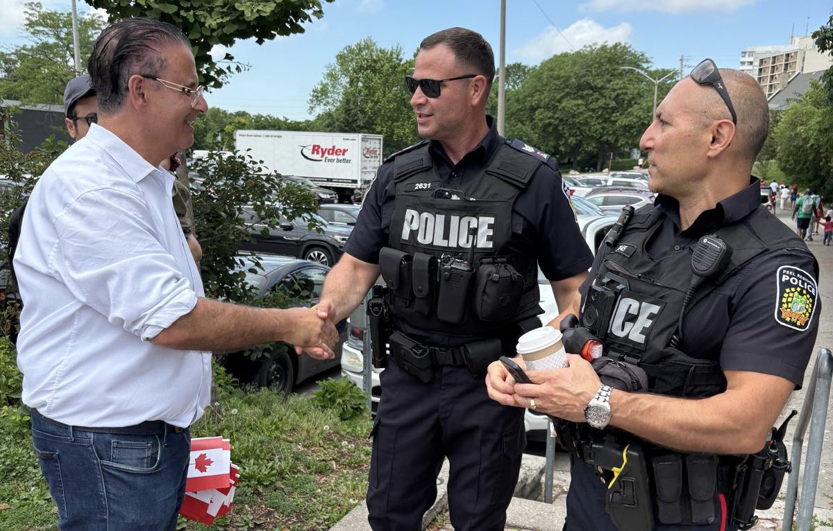 RudyCuzzetto's tweet image. Proud to join so many friends and families at #CanadaDay celebrations today in #PortCredit. Thanks to @pccanadaday, @Portcreditbia, and @visitsauga, and all our incredible volunteers for a truly spectacular day. #TeamRudy #MississaugaLakeshore 🇨🇦