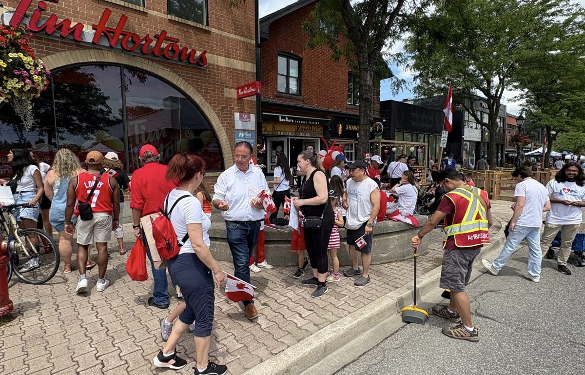 RudyCuzzetto's tweet image. Proud to join so many friends and families at #CanadaDay celebrations today in #PortCredit. Thanks to @pccanadaday, @Portcreditbia, and @visitsauga, and all our incredible volunteers for a truly spectacular day. #TeamRudy #MississaugaLakeshore 🇨🇦