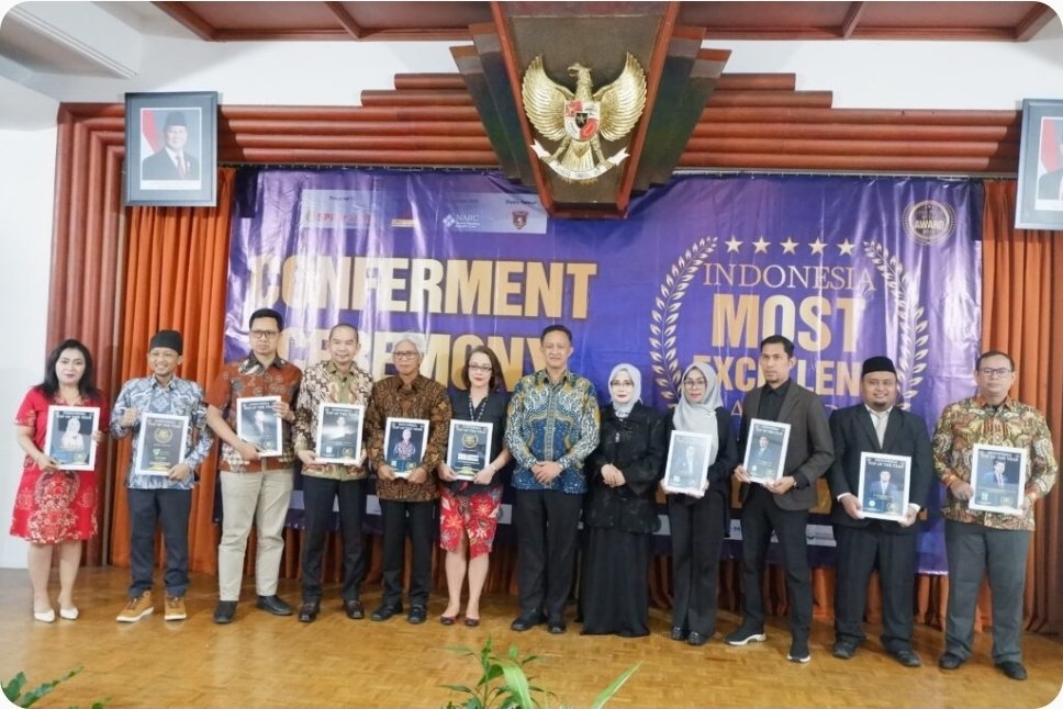 Nurulsufitri's tweet photo. Pada 20 Juni 2025 Dompet Dhuafa raih penghargaan Indonesia Most Excellent Award 2025, Penghargaan untuk Kategori “Outstanding Zakat Fundraising in Innovative Social Programs of The Year 2025” #32TahunDompetDhuafa
@dompetdhuafaorg https://t.co/vFejwUCQaZ