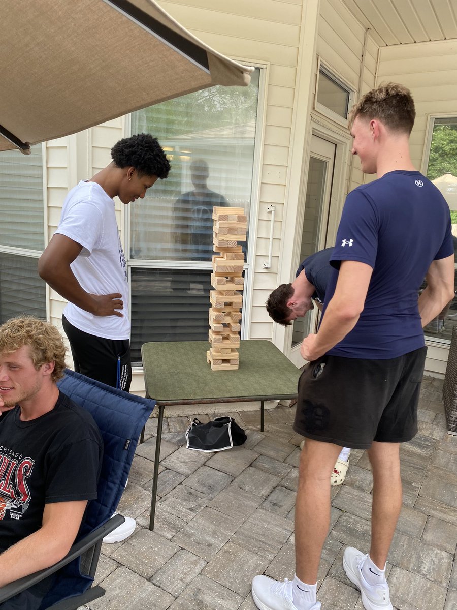 SJPerk1970's tweet photo. Team Together Tuesdays with @OspreyMBB Part II https://t.co/CmhltBnPY2