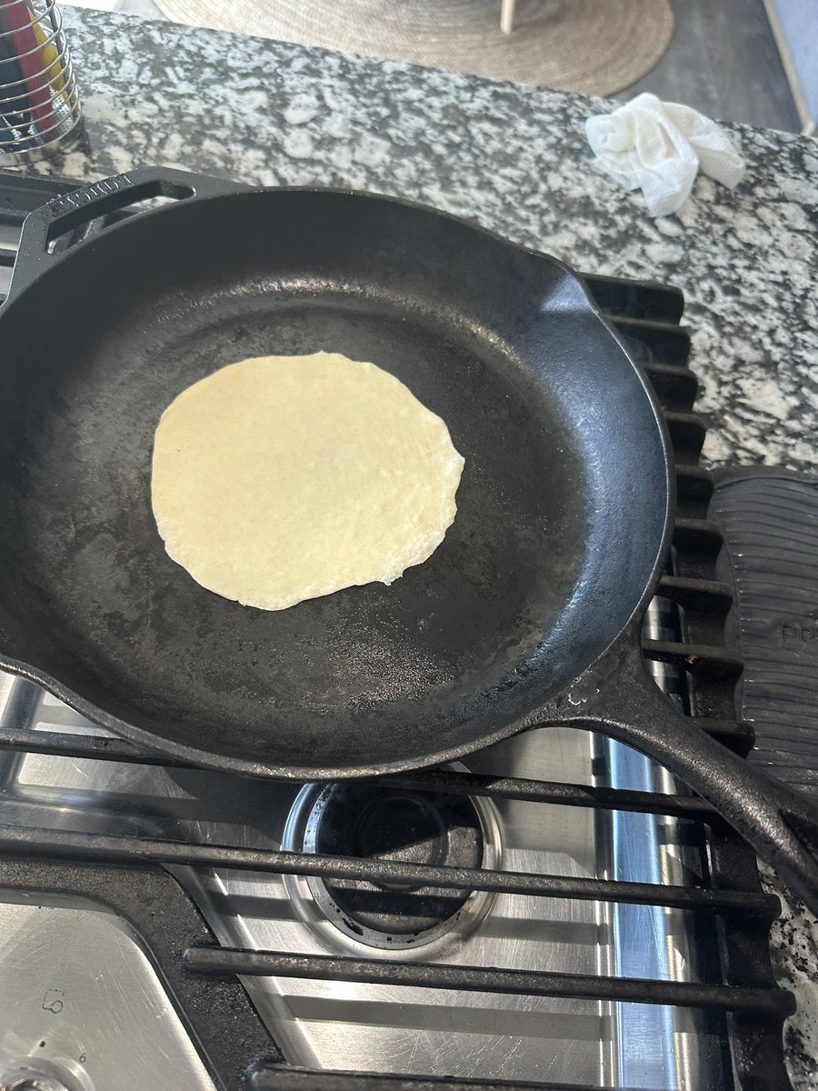 Coach_Critch_Jr's tweet image. Spent the 2nd day of the no-contact period watching coaching videos while making homemade tortillas for the first time thanks to TikTok. The tortillas turned out great and this presentation by Coach Tauer was outstanding!