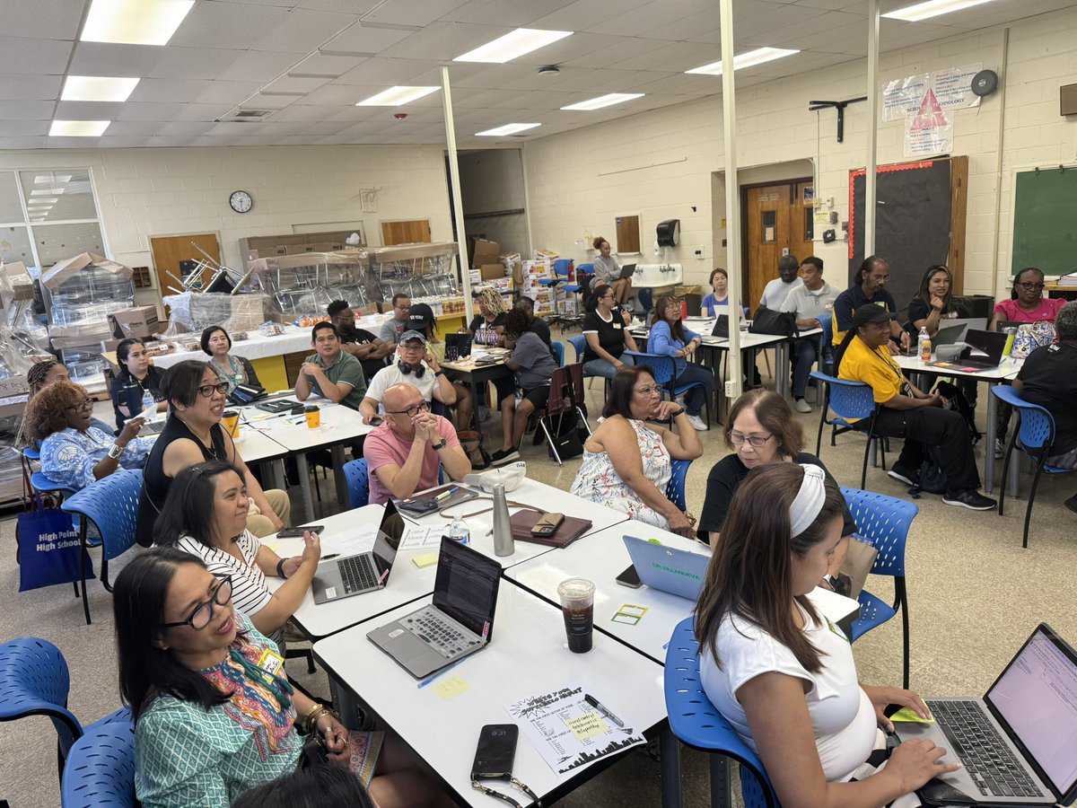 teach2dfuture's tweet image. Our summer school orientation today was full of energy and superhero spirit! We're geared up and ready to empower our scholars this summer. Let’s make it a summer of growth and greatness! 💙💛🦅 @pgcps @HighPointHigh