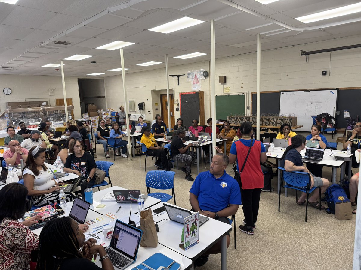 teach2dfuture's tweet image. Our summer school orientation today was full of energy and superhero spirit! We're geared up and ready to empower our scholars this summer. Let’s make it a summer of growth and greatness! 💙💛🦅 @pgcps @HighPointHigh