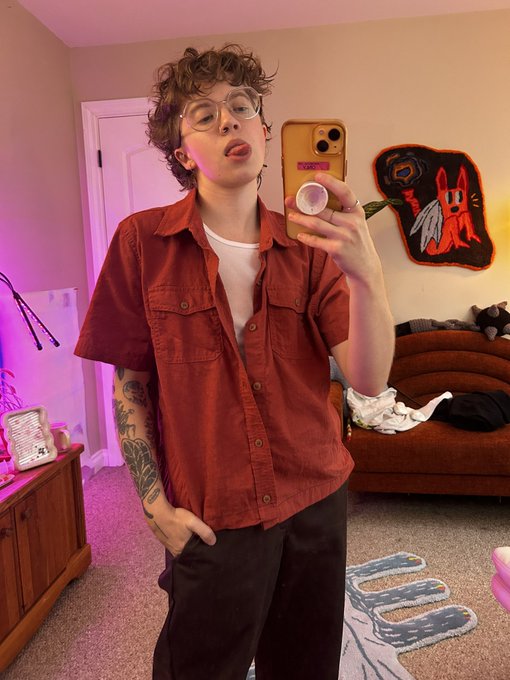 Watch Prince Margo 🪐's leaked NSFW photo on TwXstars