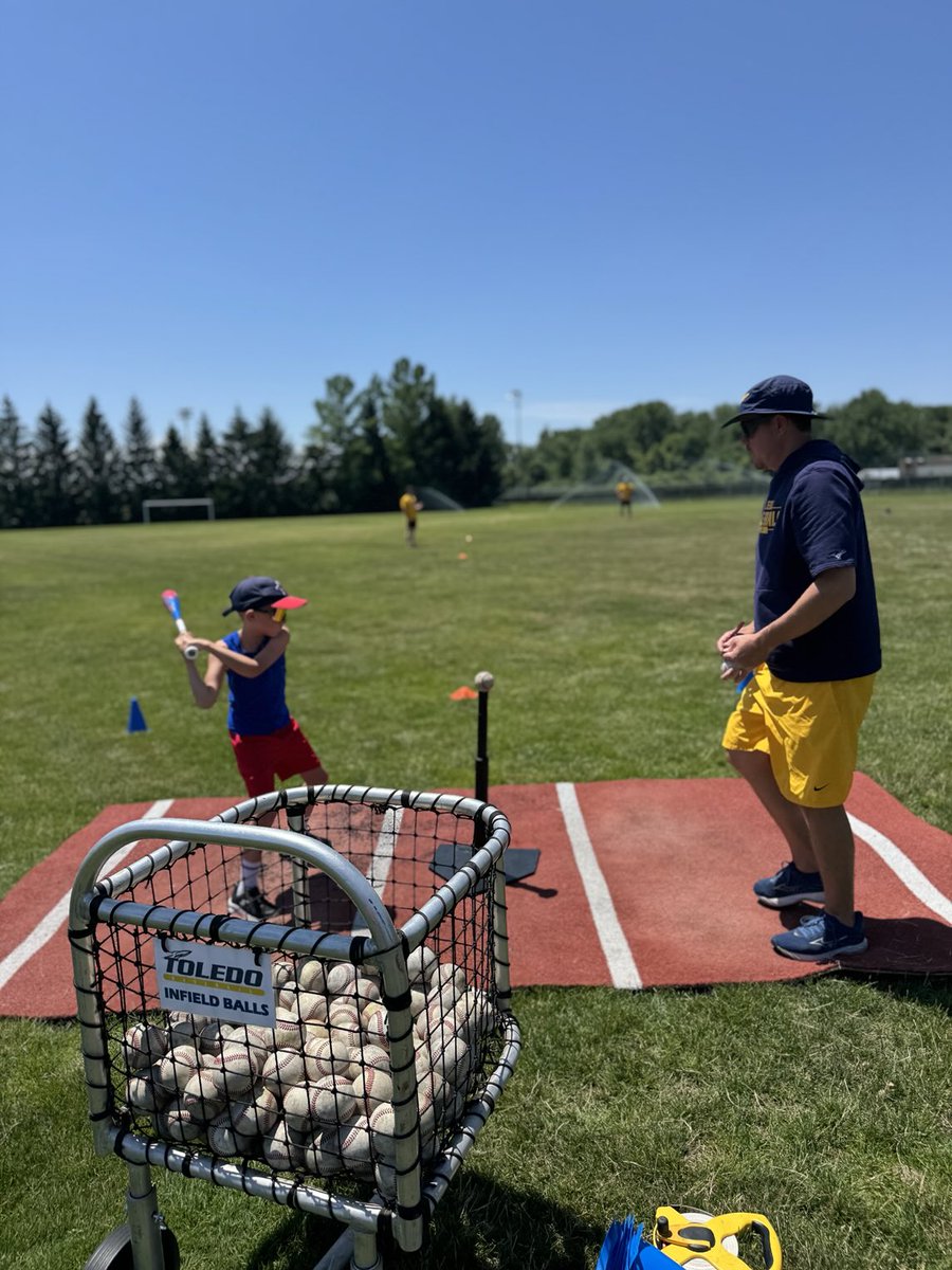 CoachRobUT's tweet image. @ToledoBaseball had a blast hosting the MLB Pitch, Hit, Run event with @MudHens out at Scott Park