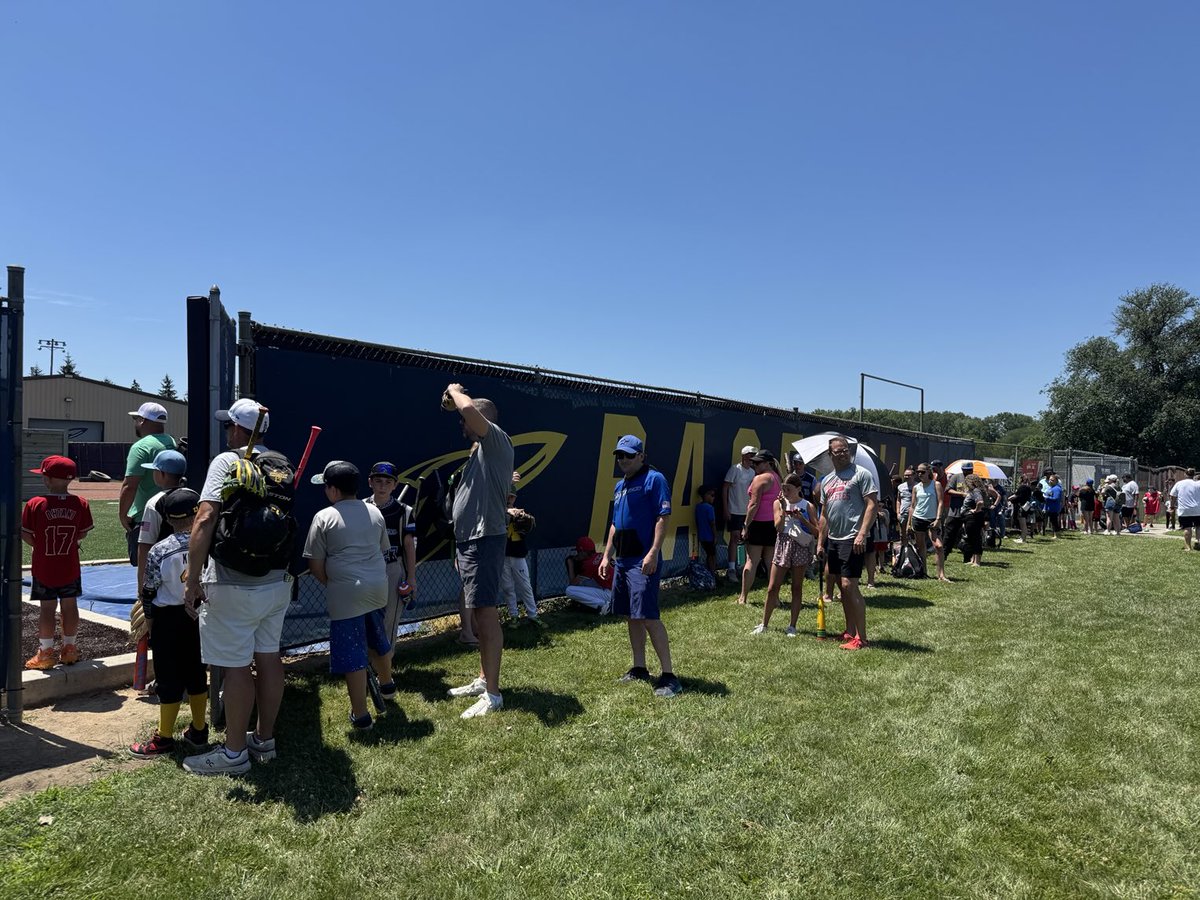 CoachRobUT's tweet image. @ToledoBaseball had a blast hosting the MLB Pitch, Hit, Run event with @MudHens out at Scott Park