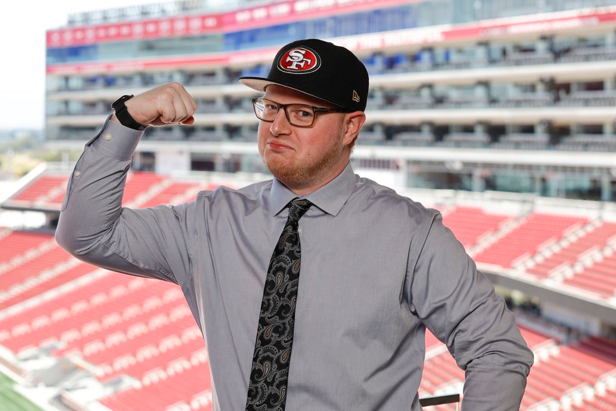 Max Kahn tweet media